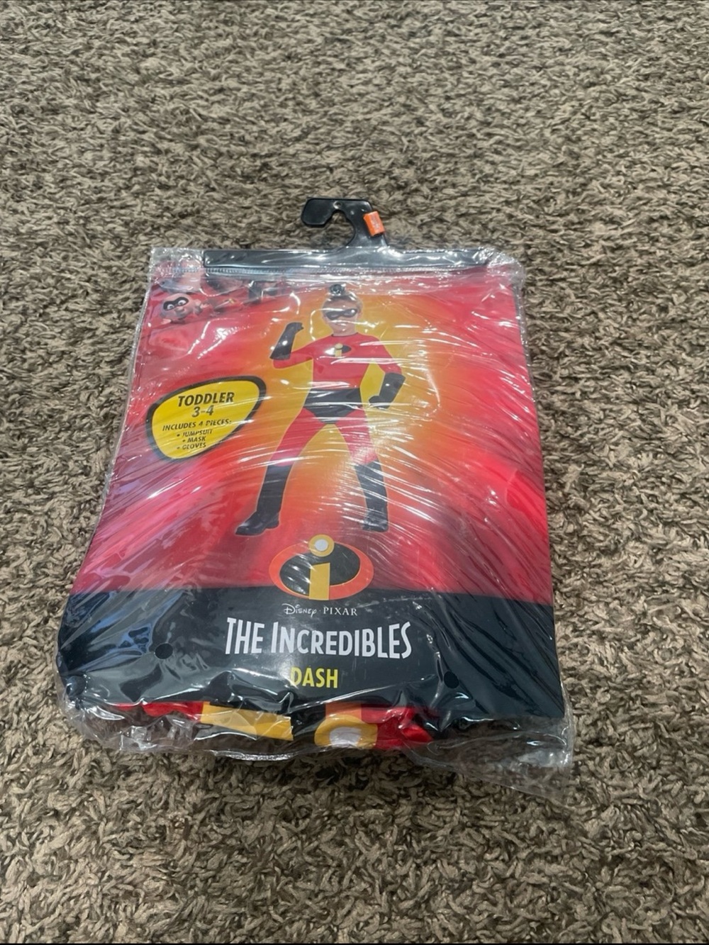 Disney Pixar, The Incredibles  Dash costume toddler size 3/4